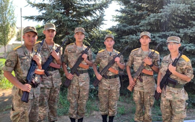 Шесть матерей - одно сердце: трогательная история с Военной присяги