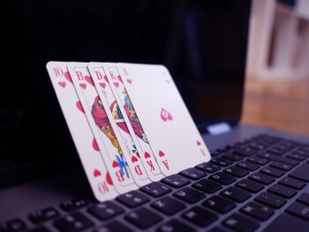 besteonlinecasinos-online-poker-4518185_1920