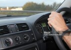 Оң рульді көліктерге тыйым: Автосарапшы жол апатының басты себебін атады 