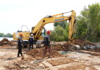 В Уральске набирает темп строительство нового моста через реку Чаган