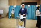 БҚО әкімі Нариман Төреғалиев Құрылтай сайлауында дауыс берді