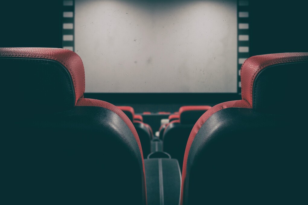 bru-no-movie-theater-4213751_1920