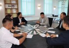 Сыршыл поэзия және зияткерлік сайыс: Жәнібекте жас мемлекеттік қызметшілер білім сынасты