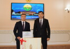 Жәнібек ауылының әкімі жаңа белеске аяқ басты