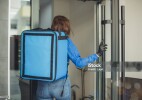 В Казахстане запустят пилотный проект поддержки женщин-курьеров