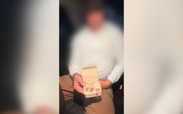 Полицейские раскрыли кражу золотых украшений на 900 тысяч тенге в Уральске
