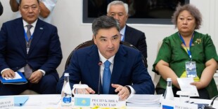 Олжас Бектенов принял участие в саммите ЕМПС
