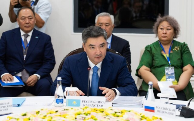 Олжас Бектенов принял участие в саммите ЕМПС