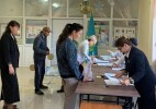 Ақсуаттықтар ауыл әкімін сайлап жатыр