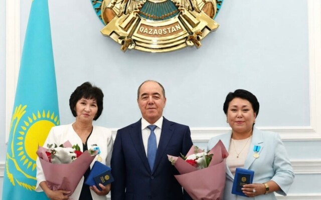 За преданность профессии