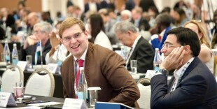 Исторический день для Казахстана: Тимур Турлов избран президентом ФИДЕ