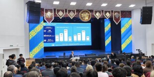 Жители Бурлинского района подняли ряд вопросов на встрече с акимом области