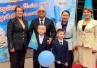⁠«Әділет» партиясының белсенділері ұстаздар мен оқушыларды құттықтады