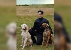 Димаш Құдайберген Президент сыйлаған тазысын көрсетті