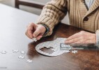 Күніне 10 минут: дәрігер деменция қаупін азайтатын әдеттерді атады