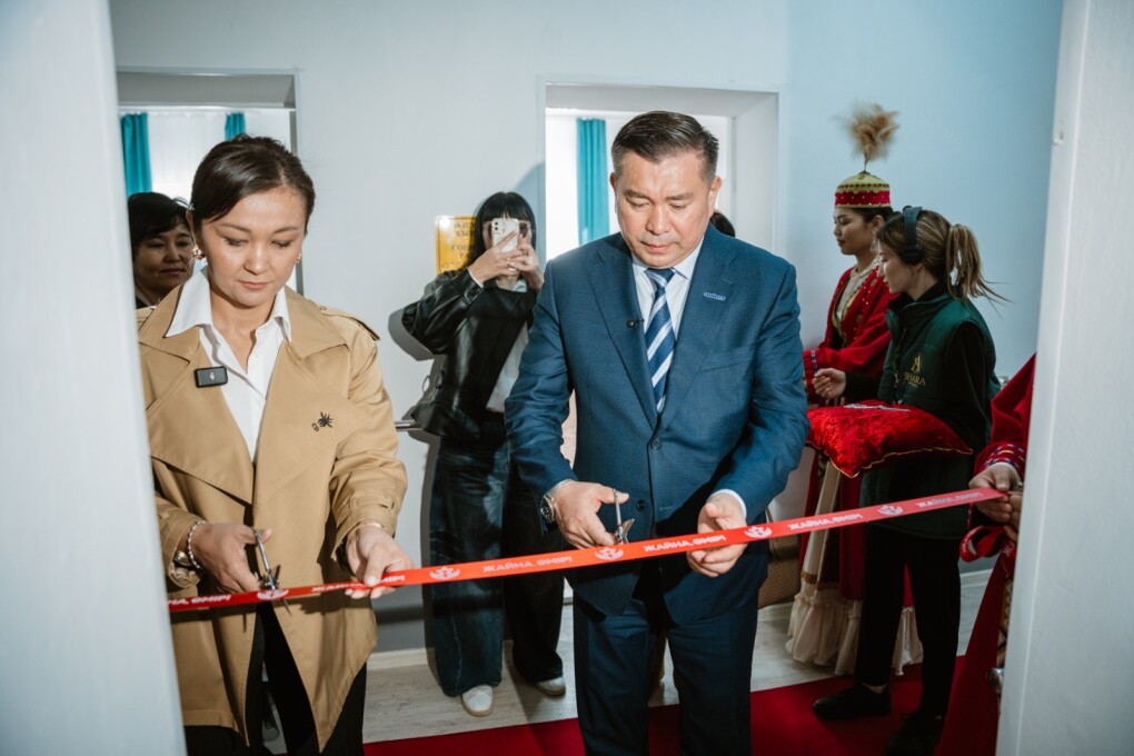 83944421-f416-43de-8428-2f2927ca1682