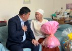 Бөрлі ауданында Қарттар күніне орай елге еңбегі сіңген жандарға құрмет көрсетілді
