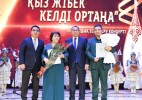 Оралда «Қыз Жібек» термешілер ансамблі 15 жылдығын атап өтті