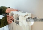 Оралда тұрғындар үйлерге жылудың берілмей отырғанын айтып шағымданды