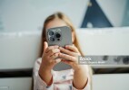 Қазақстанда 16 жасқа толмаған балалардың аккаунттары уақытша бұғатталуы мүмкін